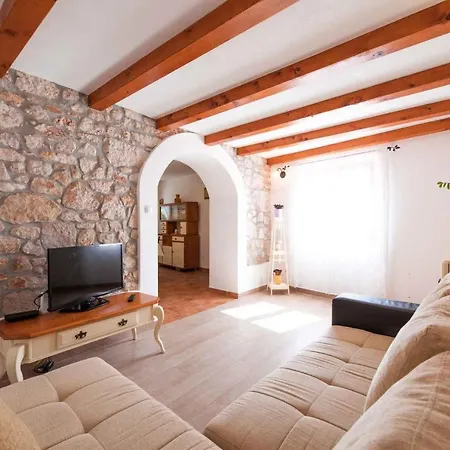 In 39271 Barci
